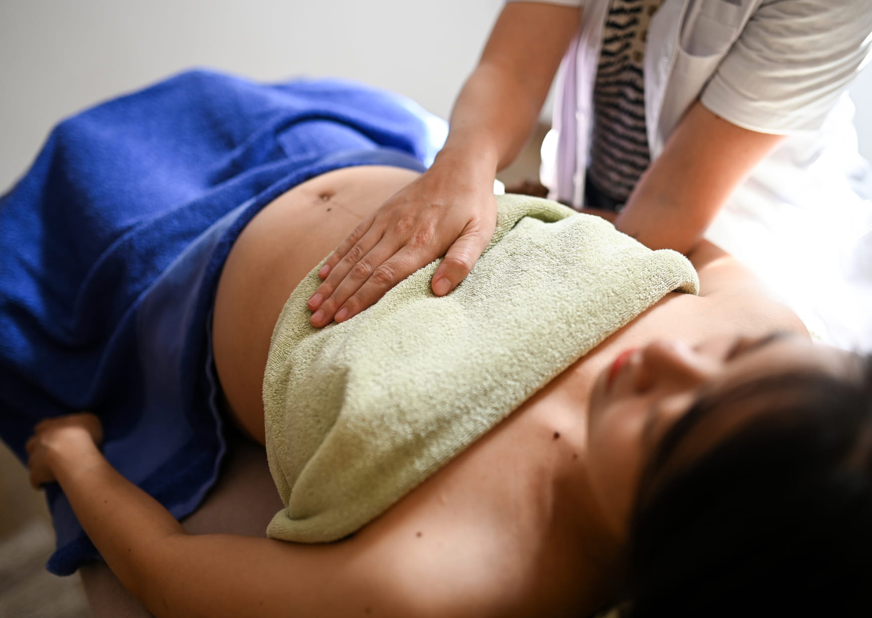 massage femme enceinte massage femme enceinte